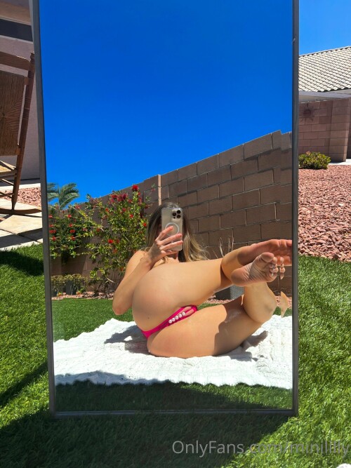 Minilillyxx / Minililly Nude Leaked Onlyfans Photo Minilillyxx / Minililly Nude Leaked Onlyfans Photo