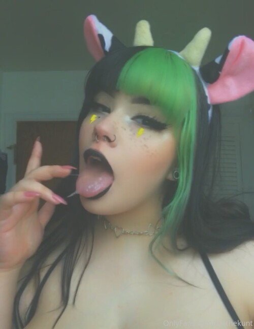 KatTheKunt Nude Leaked Onlyfans Photo