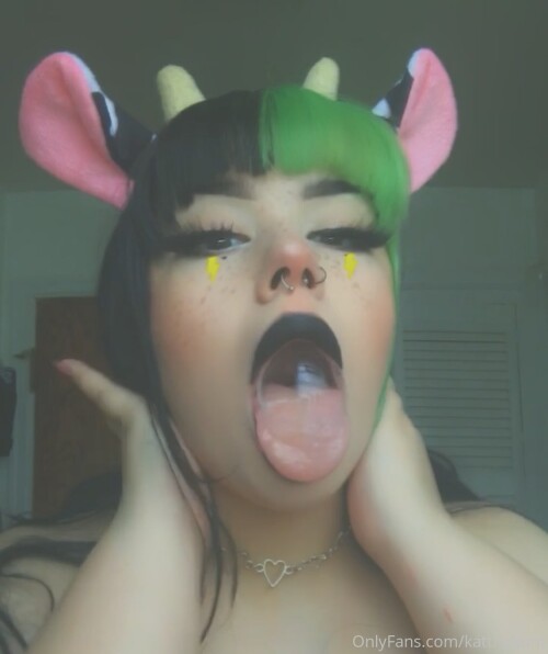 KatTheKunt Nude Leaked Onlyfans Photo