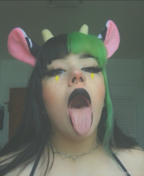 KatTheKunt Nude Leaked Onlyfans Photo