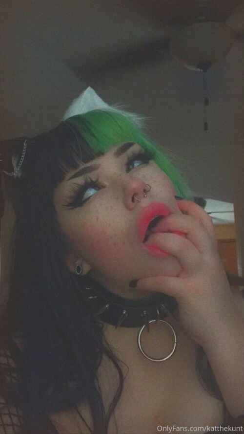 KatTheKunt Nude Leaked Onlyfans Photo