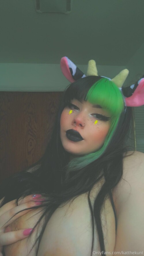 KatTheKunt Nude Leaked Onlyfans Photo