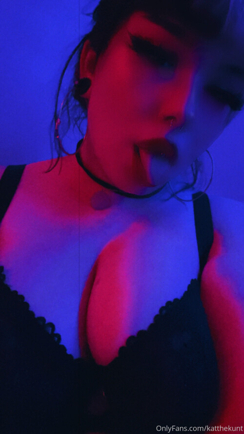 KatTheKunt Nude Leaked Onlyfans Photo