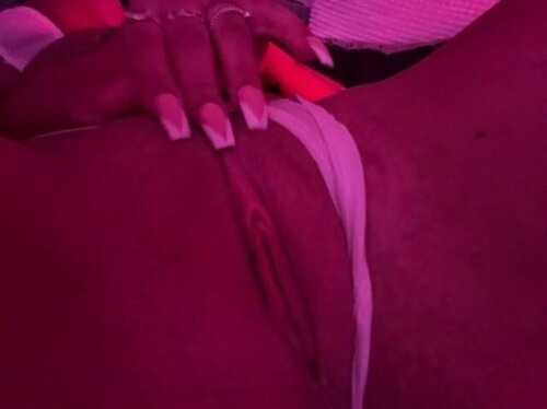 Graceyxbabyyy / Livgreenwellll / greenwell_liv Nude Leaked Onlyfans Photo