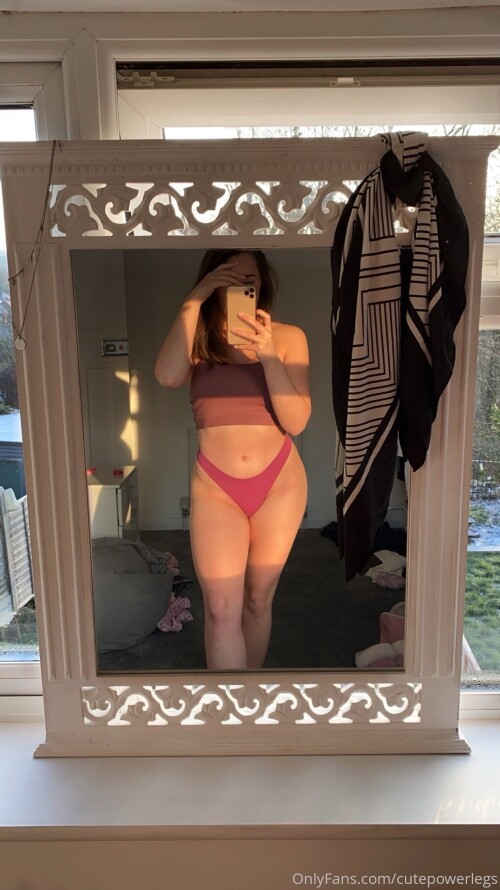 Cutepowerlegs Nude Leaked Onlyfans Photo Cutepowerlegs Nude Leaked Onlyfans Photo