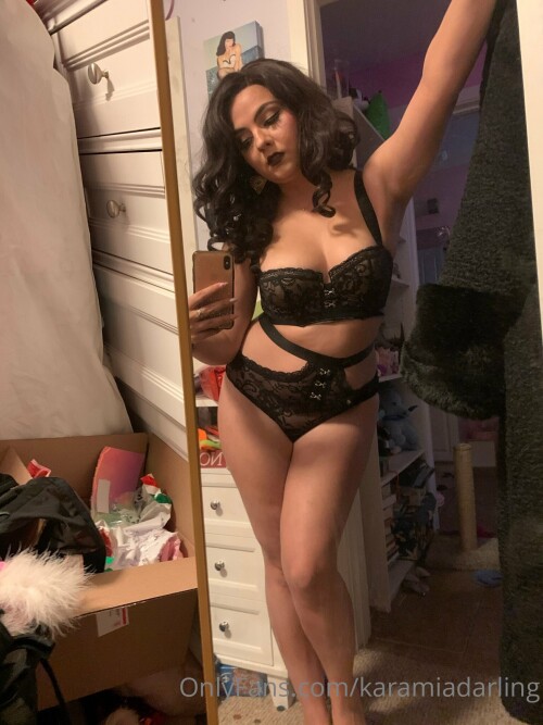 Karamia Darling (karamiadarling) Nude Leaked Onlyfans Photo Karamia Darling (karamiadarling) Nude Leaked Onlyfans Photo