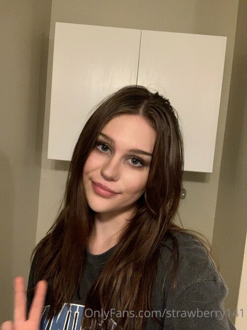 strawberry141 / mabelmay1 / mabel may Nude Leaked Onlyfans Photo strawberry141 / mabelmay1 / mabel may Nude Leaked Onlyfans Photo