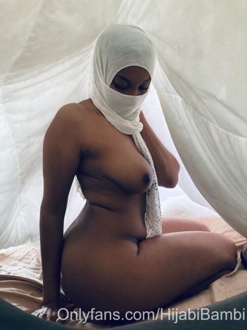 Hijabi Bambi / hijabibambi Nude Leaked Onlyfans Photo Hijabi Bambi / hijabibambi Nude Leaked Onlyfans Photo