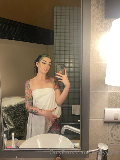 Honeyy Noir | honeyynoir | samssoaked Nude Leaked Onlyfans Photo Honeyy Noir | honeyynoir | samssoaked Nude Leaked Onlyfans Photo