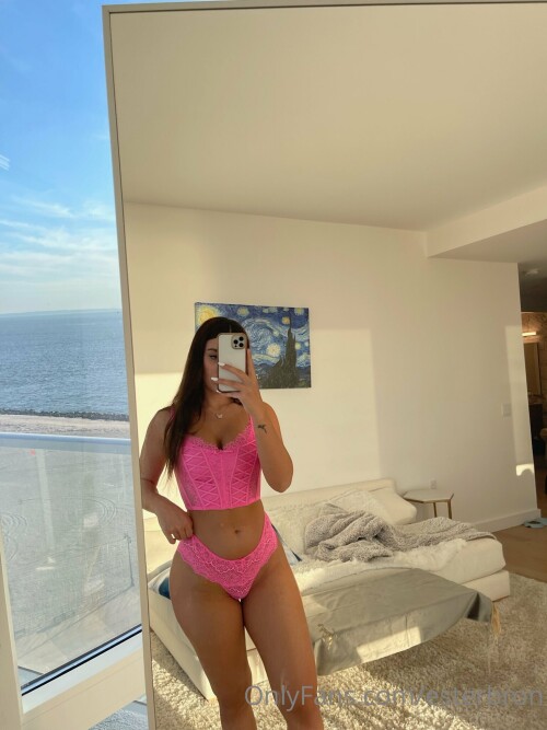 Esterbron Nude Leaked Onlyfans Photo Esterbron Nude Leaked Onlyfans Photo