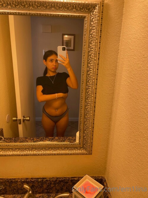 emvlina / em1lina Nude Leaked Onlyfans Photo emvlina / em1lina Nude Leaked Onlyfans Photo