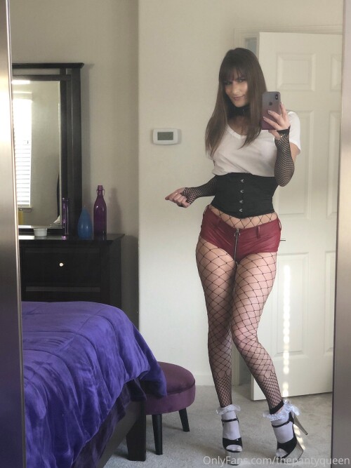 Missmeforever / ThePantyQueen Nude Leaked Onlyfans Photo