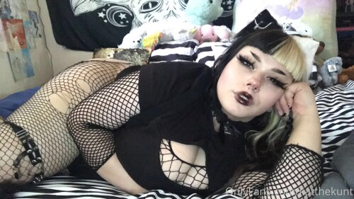 KatTheKunt Nude Leaked Onlyfans Photo