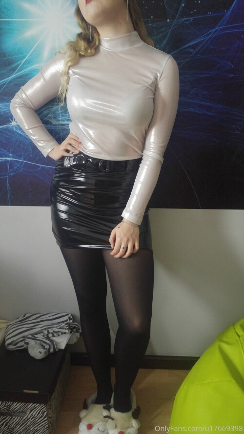 Kinky Navlia Photo 1