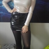 model profile picture