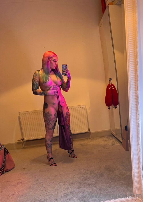 ItsLaika / Laika Suicide Nude Leaked Onlyfans Photo ItsLaika / Laika Suicide Nude Leaked Onlyfans Photo