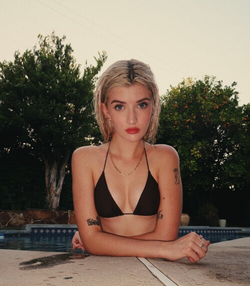 Sami Sheen Onlyfans (charlie Sheens daughter) Nude Leaked Onlyfans Photo Sami Sheen Onlyfans (charlie Sheens daughter) Nude Leaked Onlyfans Photo