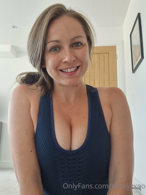 Beckynurse / beckyxxoo / naughty.nurse.becky Nude Leaked Onlyfans Photo