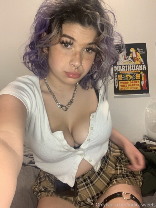 Edensgard3n / sativashortie / diabeticoochie Nude Leaked Onlyfans Photo Edensgard3n / sativashortie / diabeticoochie Nude Leaked Onlyfans Photo