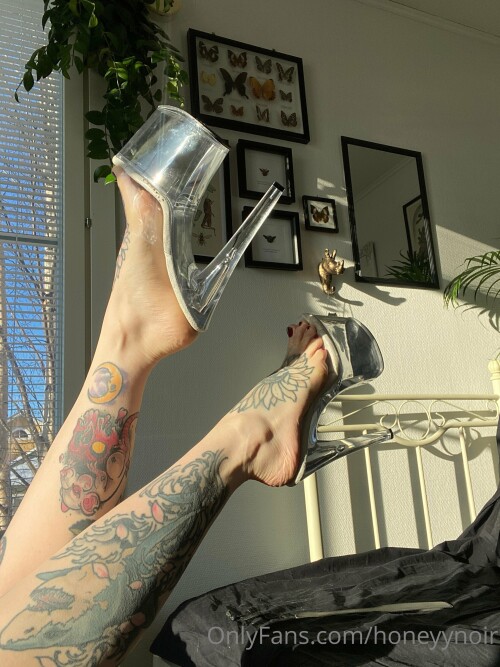 Honeyy Noir | honeyynoir | samssoaked Nude Leaked Onlyfans Photo Honeyy Noir | honeyynoir | samssoaked Nude Leaked Onlyfans Photo