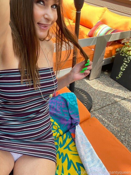 Missmeforever / ThePantyQueen Nude Leaked Onlyfans Photo