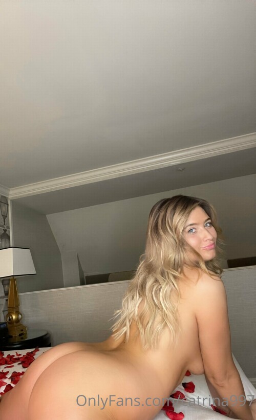 Thecourtneynextdoor / Catrina997 Nude Leaked Onlyfans Photo