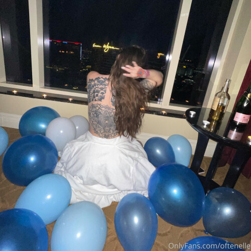 OftenElle | Twerkingelle Nude Leaked Onlyfans Photo OftenElle | Twerkingelle Nude Leaked Onlyfans Photo