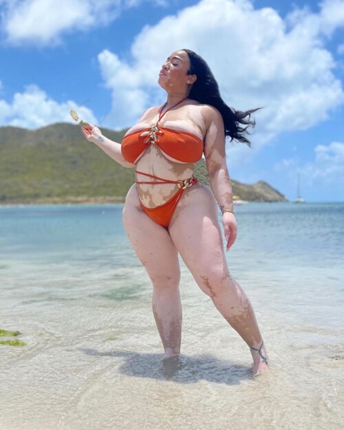 Evie_Spice/YvetteMari Nude Leaked Onlyfans Photo Evie_Spice/YvetteMari Nude Leaked Onlyfans Photo