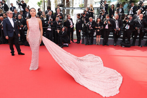 285803749_cindykimberlyseethroughcannes277.md.jpg