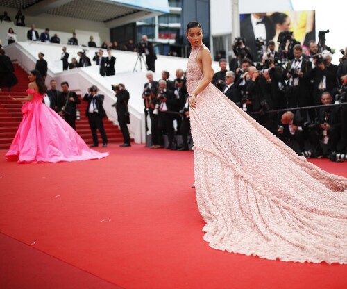 285803766_cindykimberlyseethroughcannes281.md.jpg