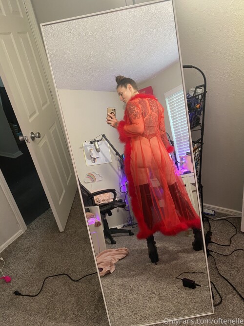 OftenElle | Twerkingelle Nude Leaked Onlyfans Photo OftenElle | Twerkingelle Nude Leaked Onlyfans Photo