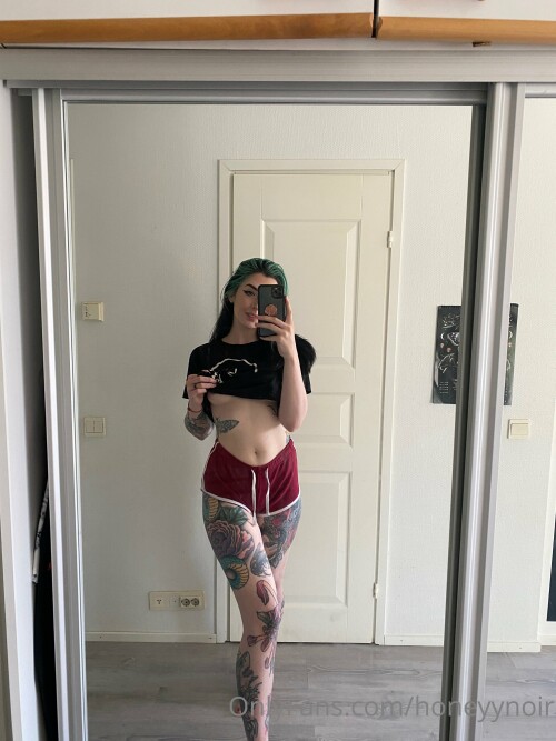 Honeyy Noir | honeyynoir | samssoaked Nude Leaked Onlyfans Photo Honeyy Noir | honeyynoir | samssoaked Nude Leaked Onlyfans Photo