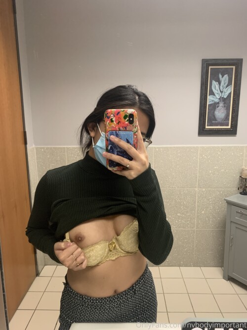 vie / nvbodyimportant Nude Leaked Onlyfans Photo vie / nvbodyimportant Nude Leaked Onlyfans Photo