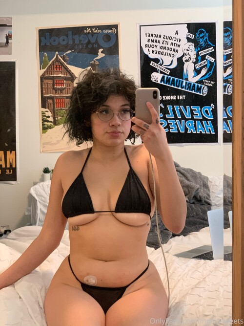 Edensgard3n / sativashortie / diabeticoochie Nude Leaked Onlyfans Photo Edensgard3n / sativashortie / diabeticoochie Nude Leaked Onlyfans Photo
