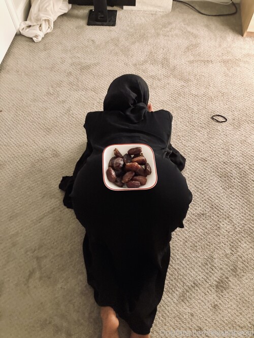 Hijabi Bambi / hijabibambi Nude Leaked Onlyfans Photo Hijabi Bambi / hijabibambi Nude Leaked Onlyfans Photo