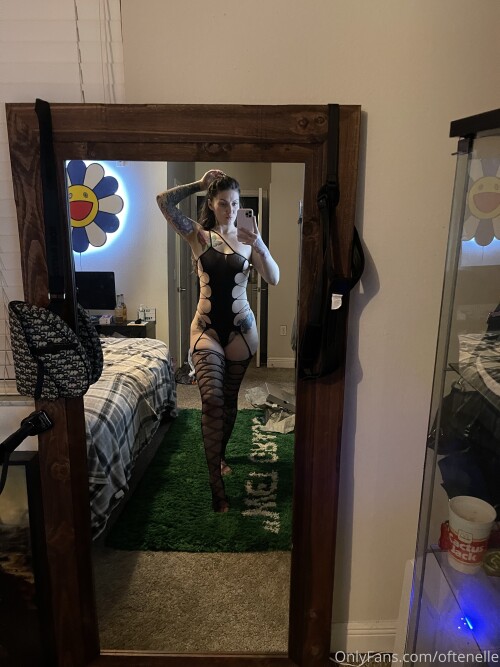 OftenElle | Twerkingelle Nude Leaked Onlyfans Photo OftenElle | Twerkingelle Nude Leaked Onlyfans Photo