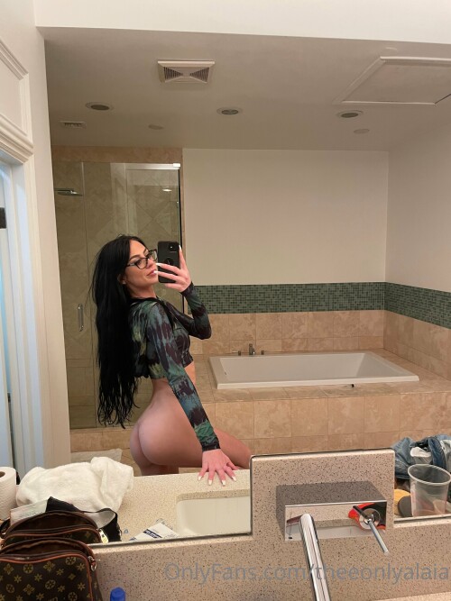 3024x4032_a09345c15393496f6a4e0ff9a14f5eee.jpg