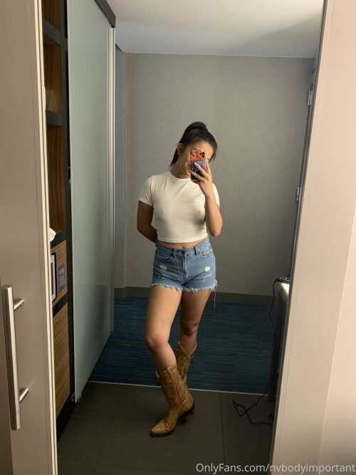 vie / nvbodyimportant Nude Leaked Onlyfans Photo vie / nvbodyimportant Nude Leaked Onlyfans Photo