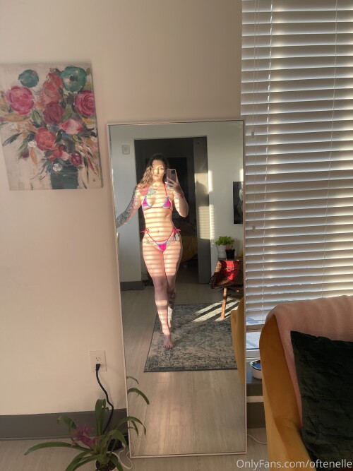 OftenElle | Twerkingelle Nude Leaked Onlyfans Photo OftenElle | Twerkingelle Nude Leaked Onlyfans Photo