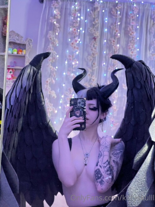 yeahimcaroline Nude Leaked Onlyfans Photo yeahimcaroline Nude Leaked Onlyfans Photo