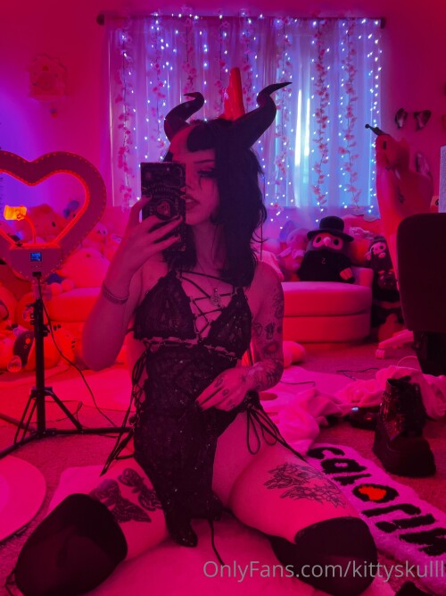 yeahimcaroline Nude Leaked Onlyfans Photo yeahimcaroline Nude Leaked Onlyfans Photo