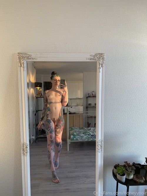 Honeyy Noir | honeyynoir | samssoaked Nude Leaked Onlyfans Photo Honeyy Noir | honeyynoir | samssoaked Nude Leaked Onlyfans Photo