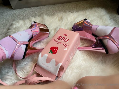Missmeforever / ThePantyQueen Nude Leaked Onlyfans Photo