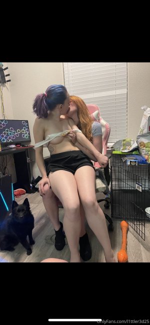 Little Red Nude Leaked Onlyfans Photo Little Red Nude Leaked Onlyfans Photo