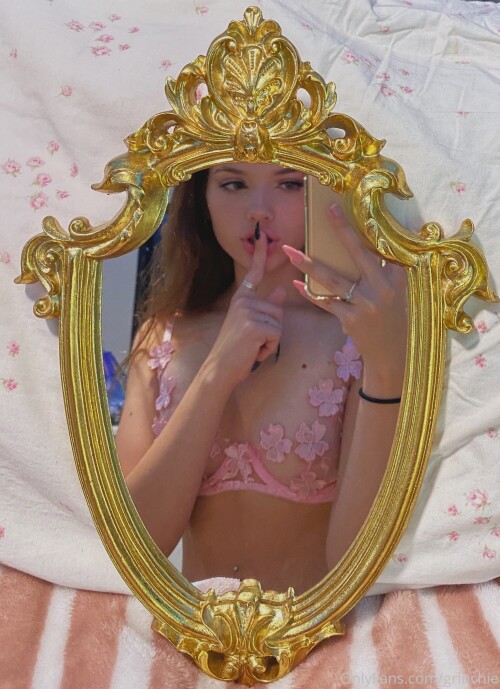 Grinchie/puppiwii Nude Leaked Onlyfans Photo Grinchie/puppiwii Nude Leaked Onlyfans Photo