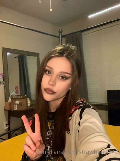 strawberry141 / mabelmay1 / mabel may Nude Leaked Onlyfans Photo strawberry141 / mabelmay1 / mabel may Nude Leaked Onlyfans Photo