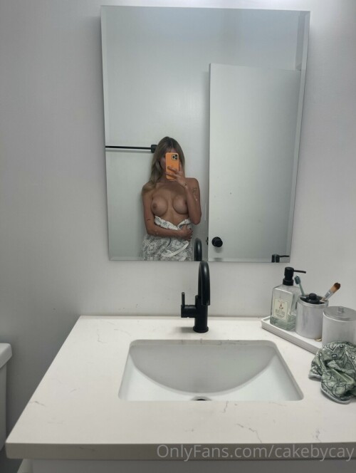 Cay | cakebycay | cakebycaylee Nude Leaked Onlyfans Photo