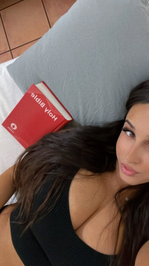 Scarlett Nude Leaked Onlyfans Photo Scarlett Nude Leaked Onlyfans Photo