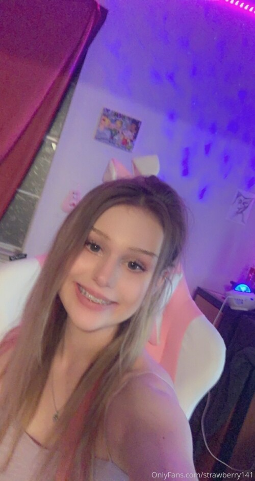 strawberry141 / mabelmay1 / mabel may Nude Leaked Onlyfans Photo strawberry141 / mabelmay1 / mabel may Nude Leaked Onlyfans Photo