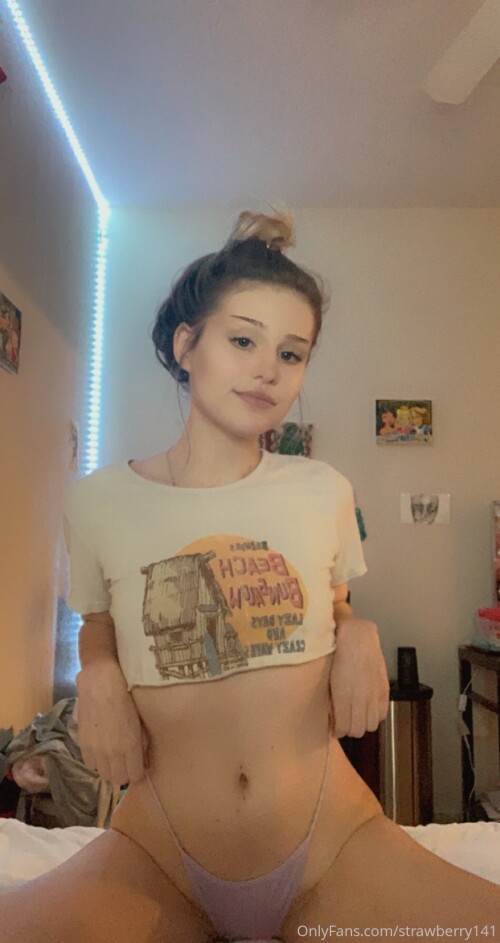 strawberry141 / mabelmay1 / mabel may Nude Leaked Onlyfans Photo strawberry141 / mabelmay1 / mabel may Nude Leaked Onlyfans Photo